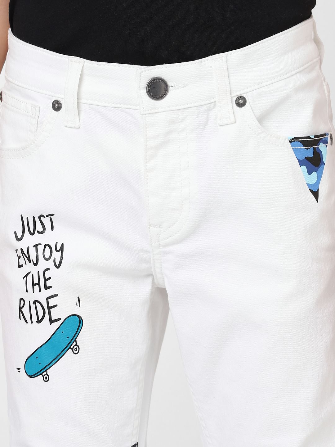 Boys White Mid Rise Printed Slim Fit Jeans