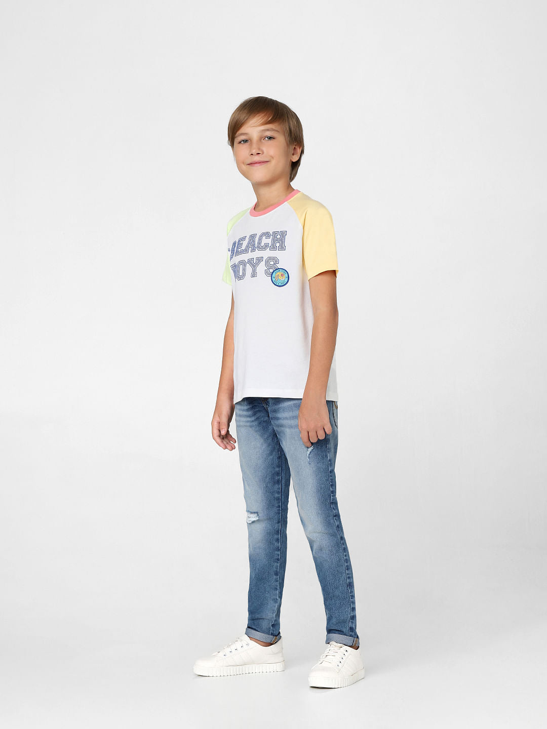 Boys White Colourblocked Crew Neck T-shirt