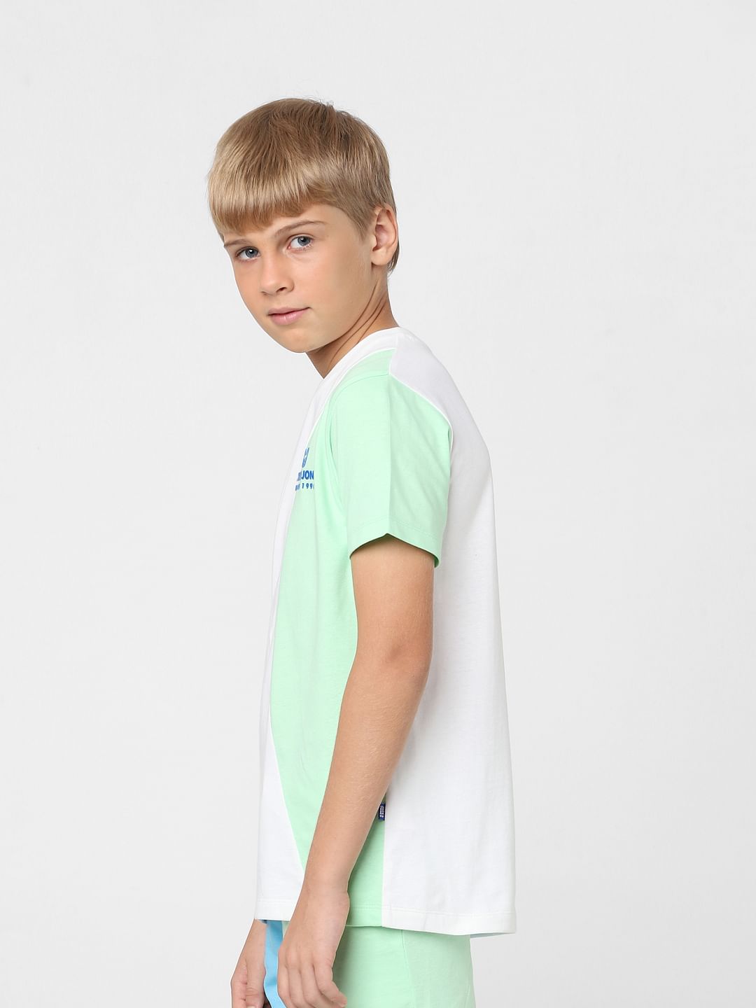 Boys White Colourblocked Crew Neck T-shirt