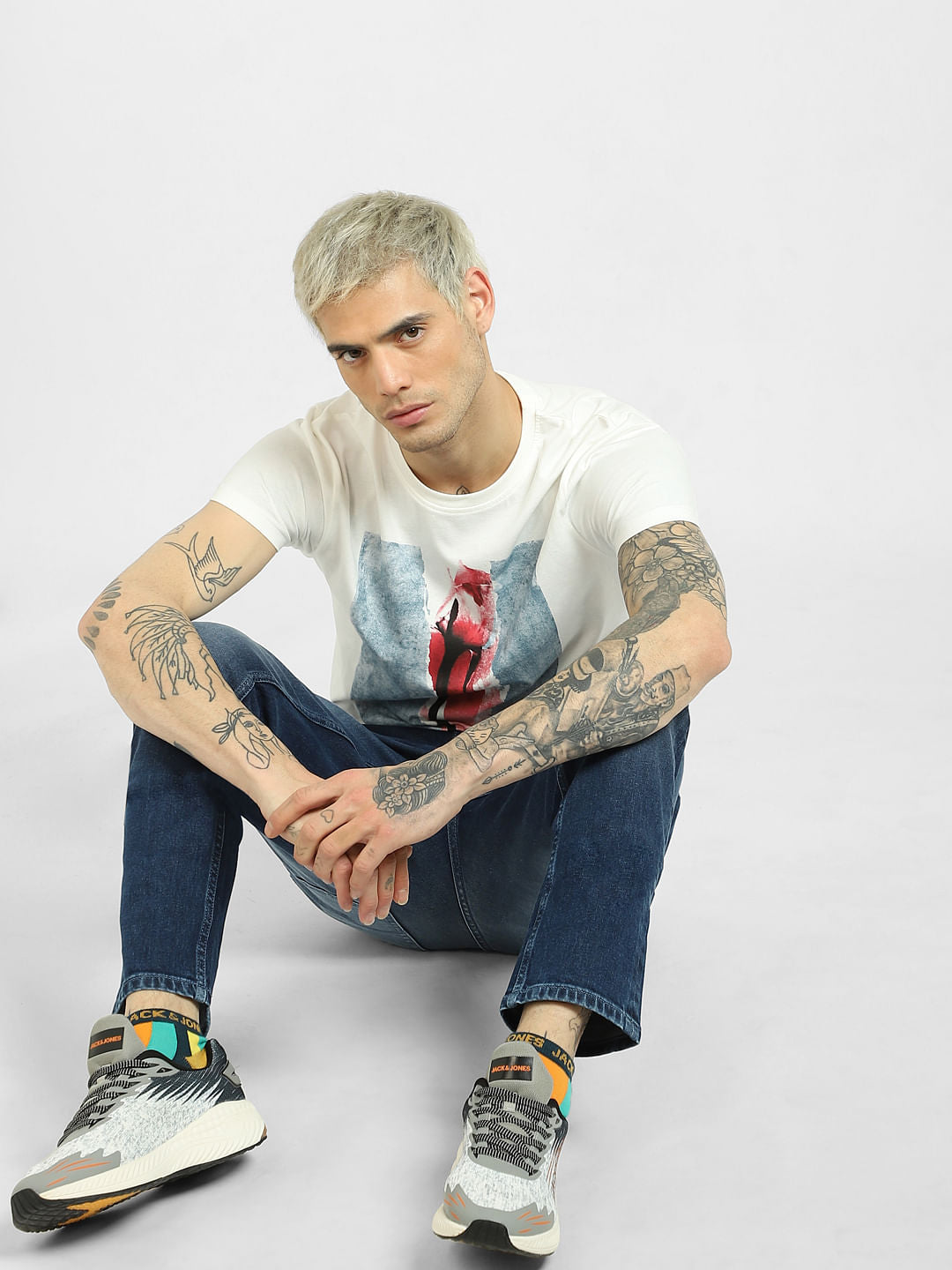 White Graphic Crew Neck T-shirt