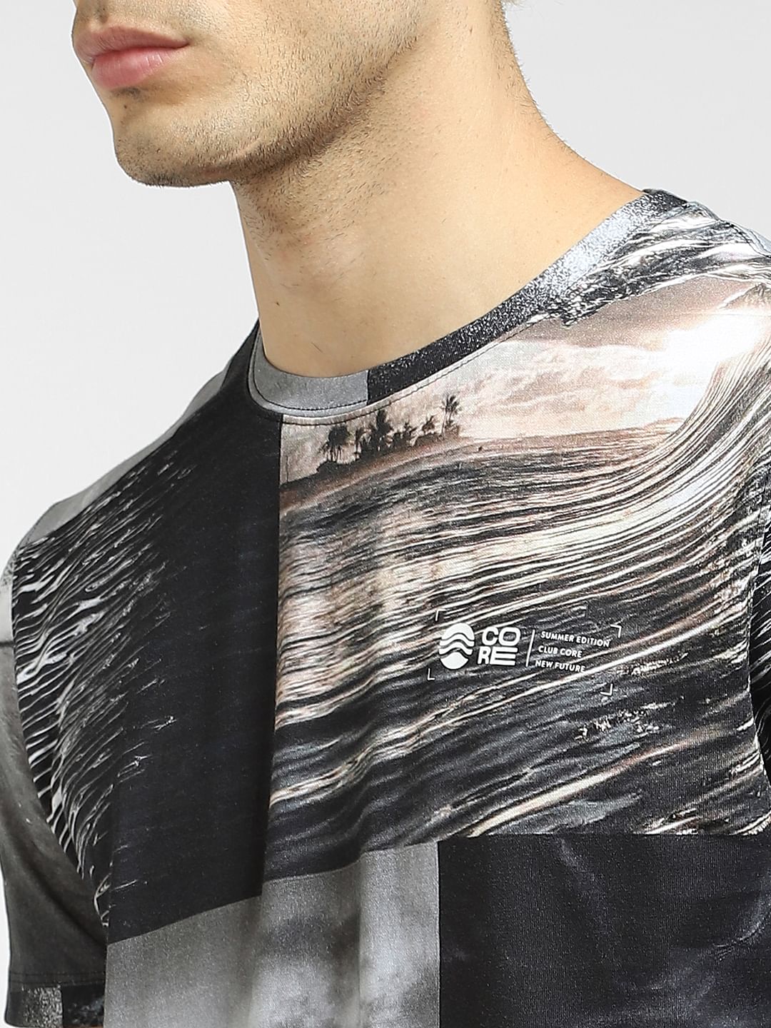 Black Vintage Crew Neck T-shirt