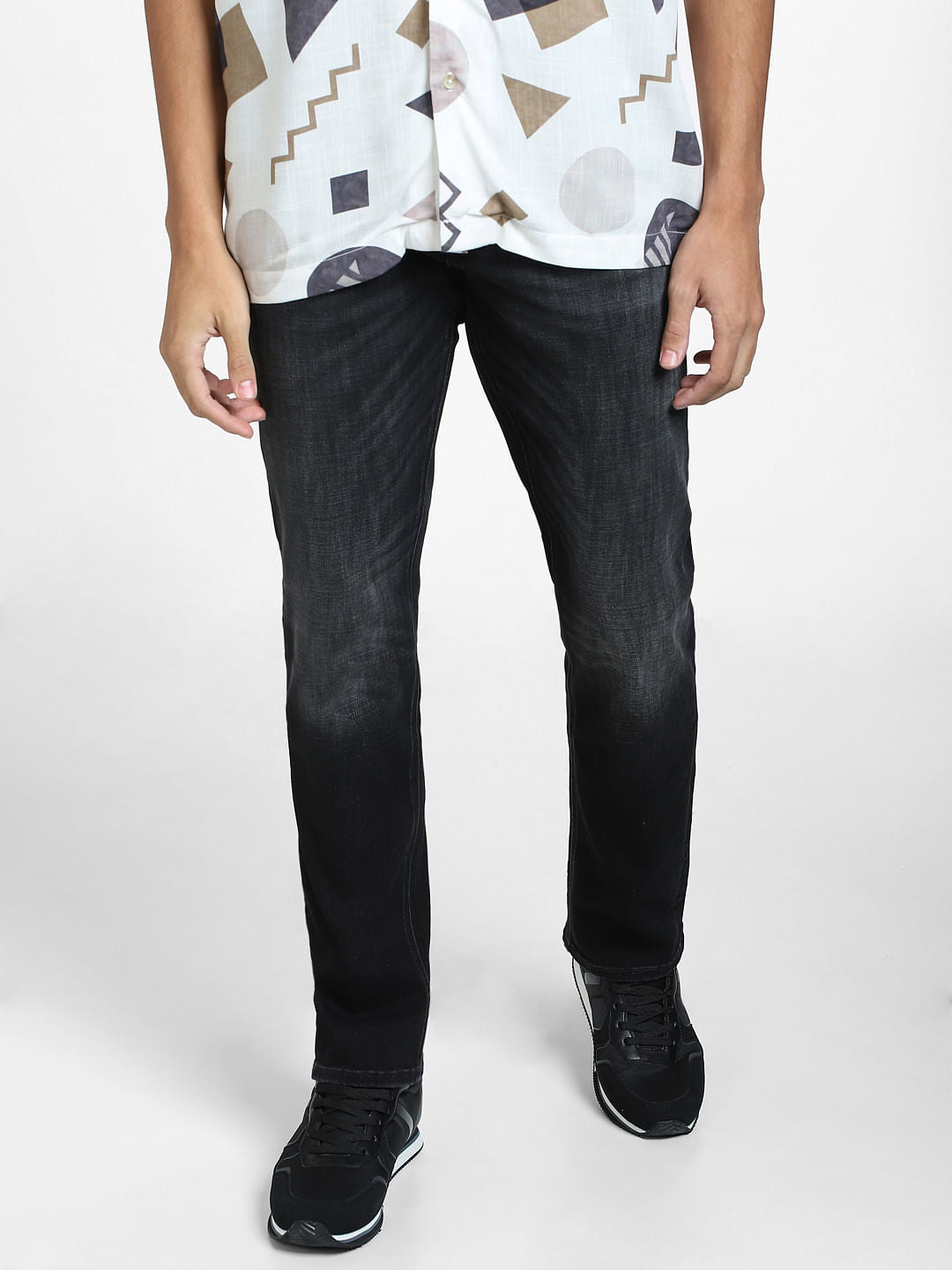 Black Mid Rise Clark Regular Fit Jeans