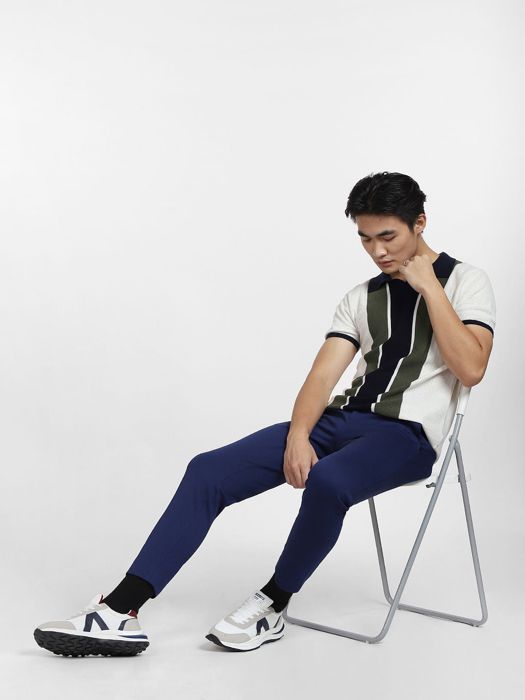 Navy Blue Knitted Colourblocked Polo T-shirt