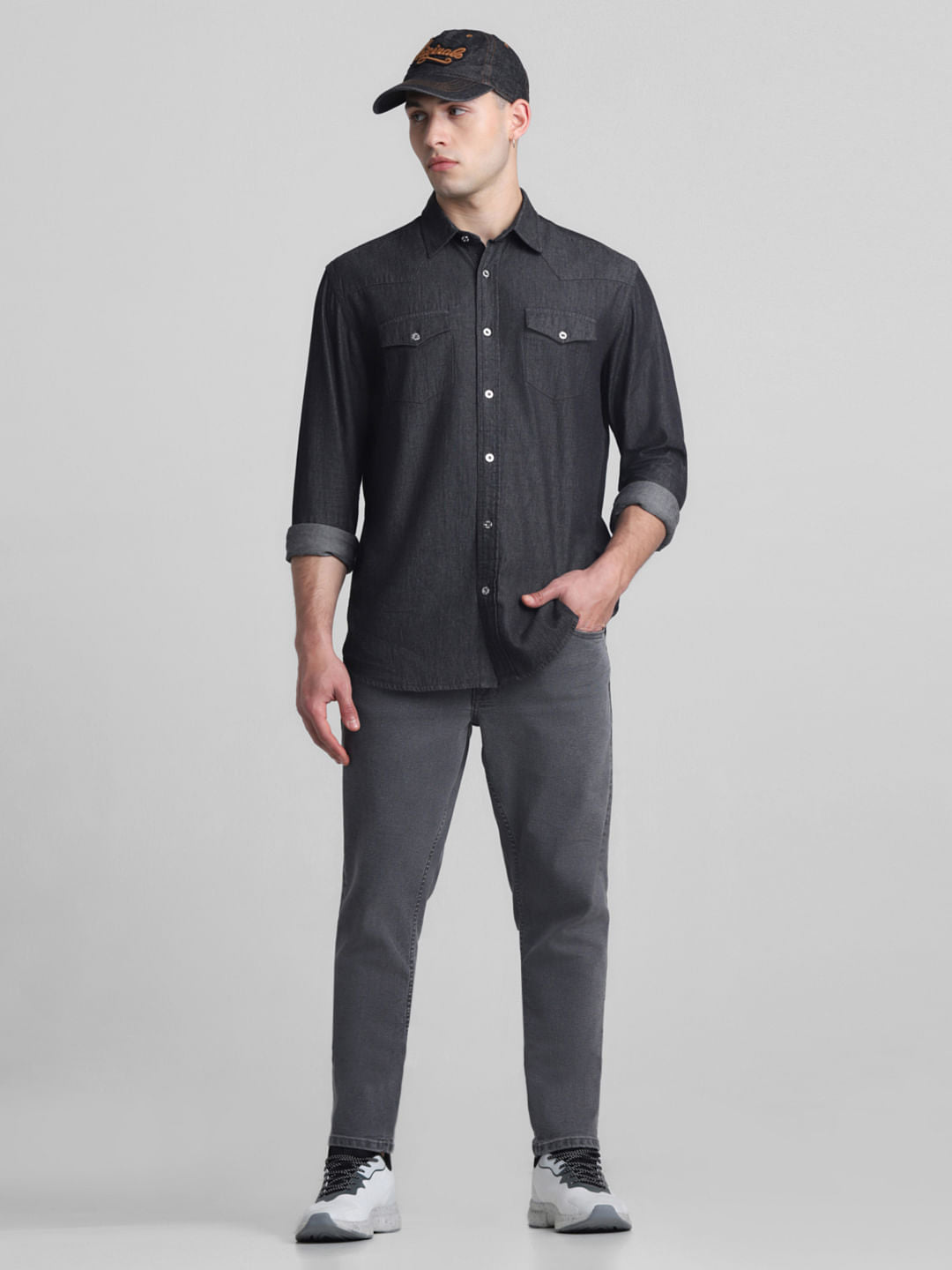 Grey Mid Rise Brak Slim Fit Jeans