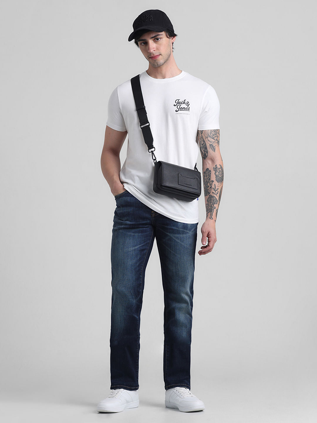 Dark Blue Mid Rise Washed Clark Regular Fit Jeans