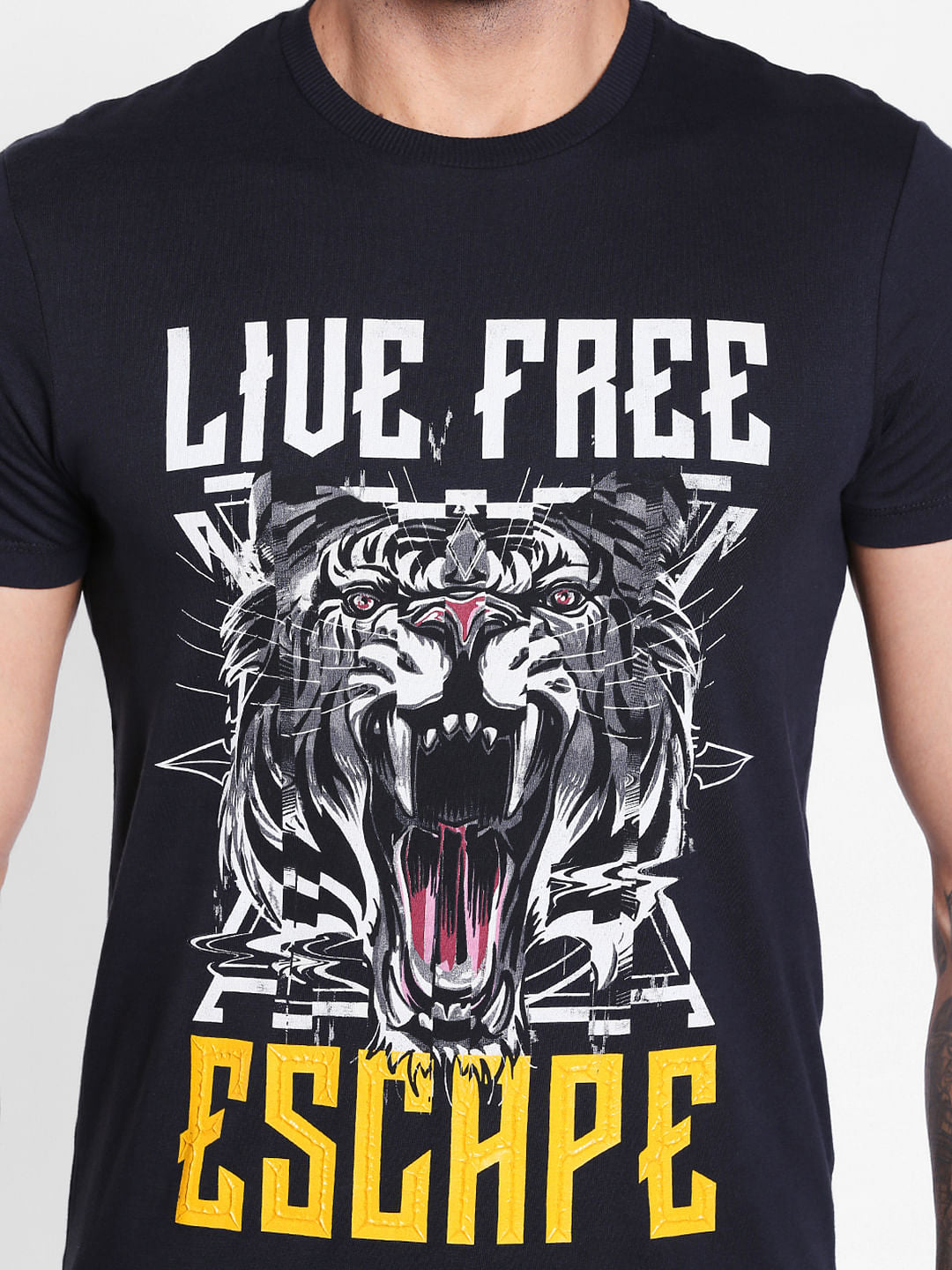 Black Graphic Print Crew Neck T-Shirt