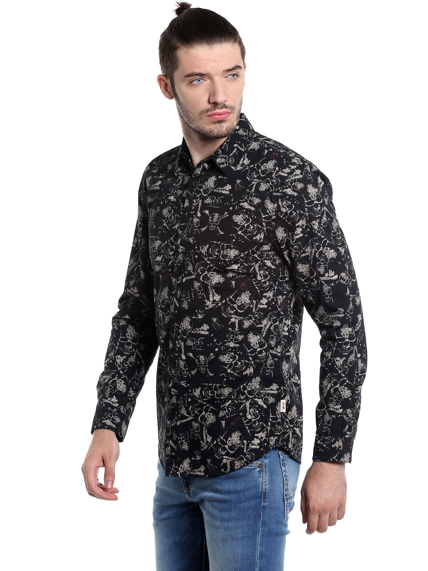 Pirates Of The Caribbean Skull Print Black Shirt