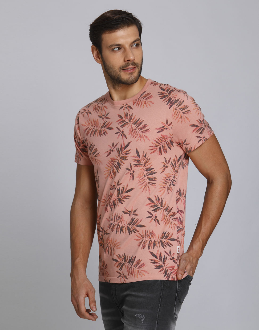 Peach Leaf Print Crew Neck T-Shirt