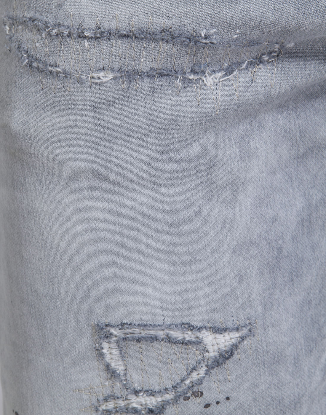 Grey Distressed Slim Fit Jeans