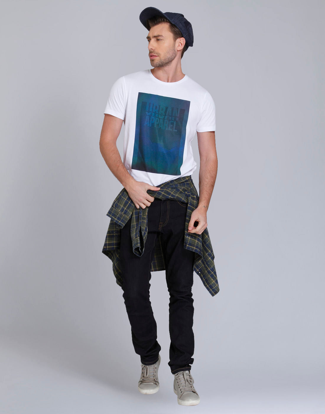White & Blue Graphic Print Crew Neck T-Shirt
