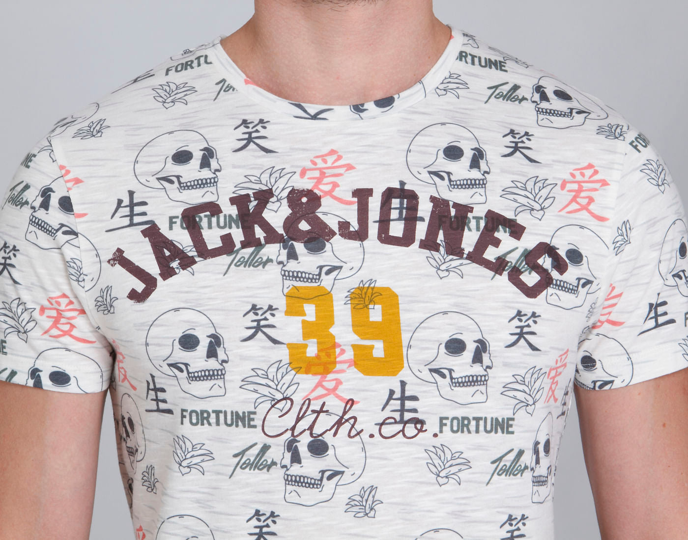 White Skull Print Crew Neck T-Shirt