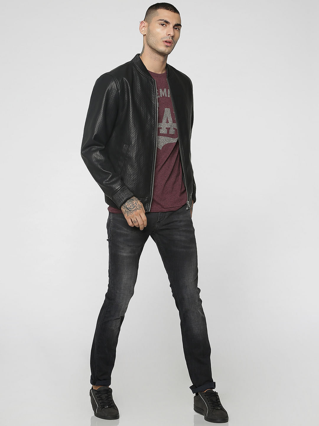Burgundy Graphic Print Crew Neck T-Shirt