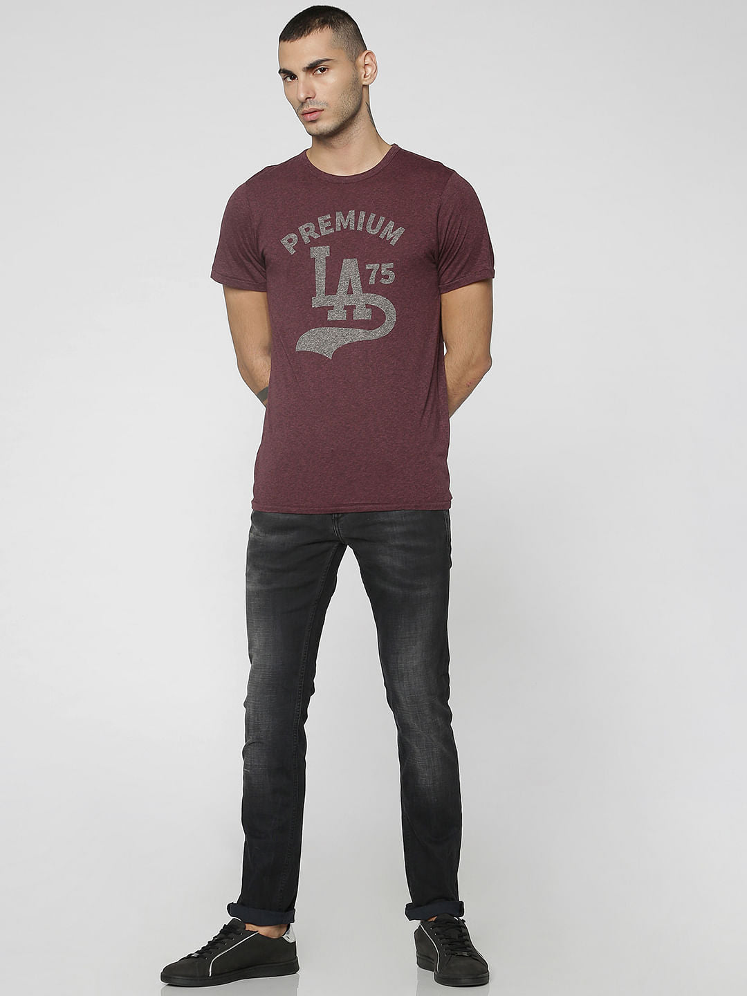 Burgundy Graphic Print Crew Neck T-Shirt