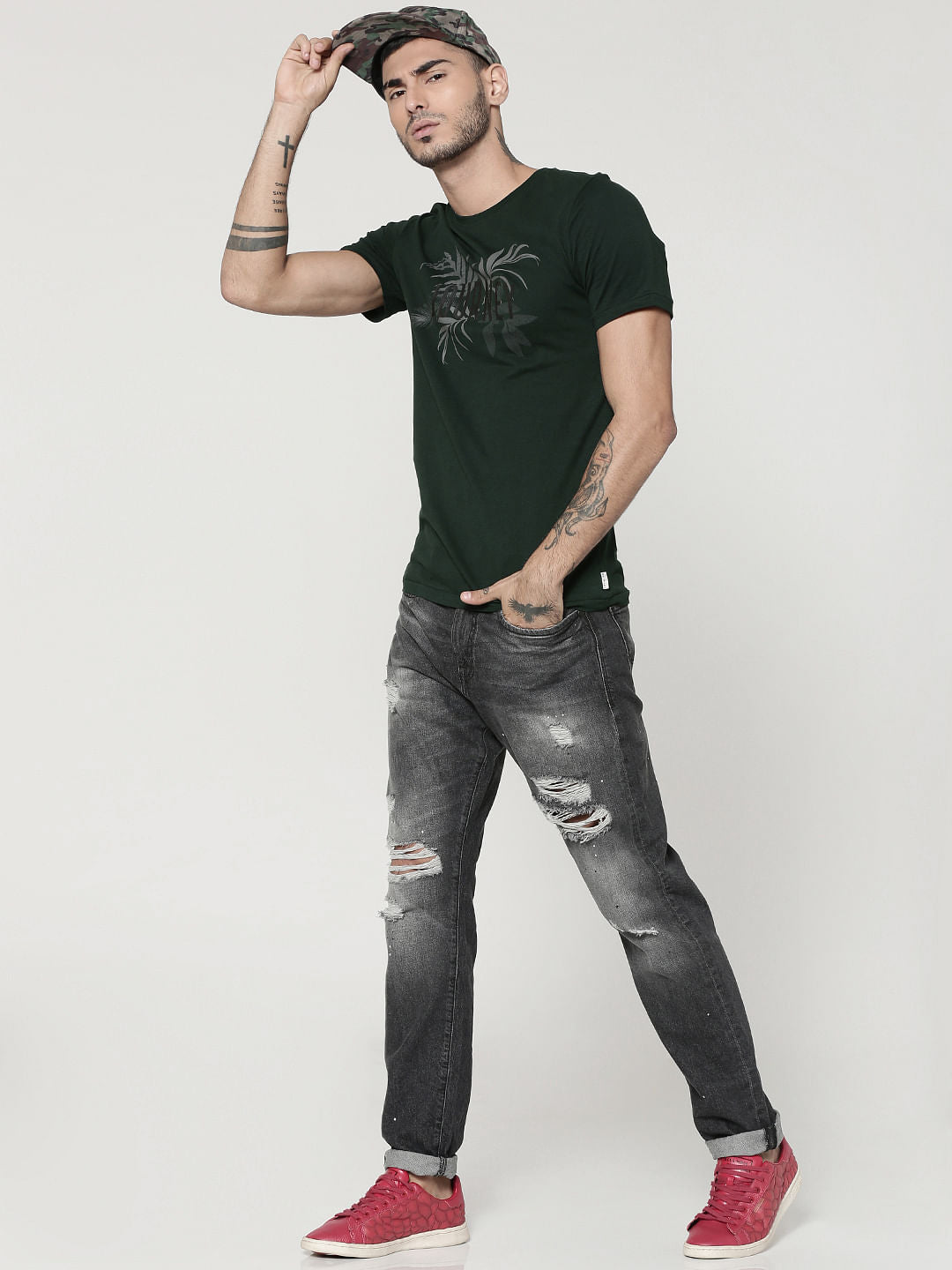 Green Leaf & Text Print Crew Neck T-Shirt