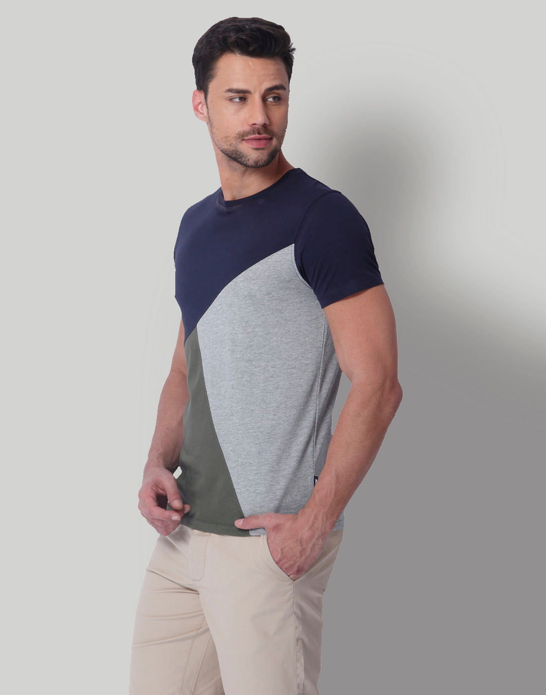 Blue Colour Blocked Crew Neck T-Shirt