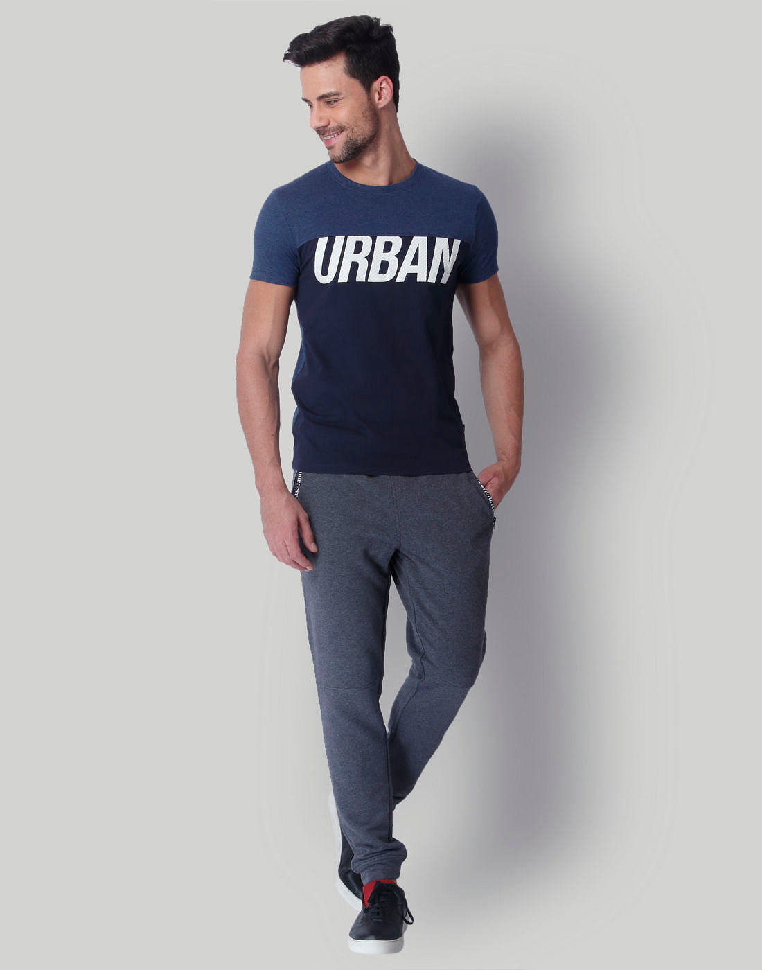 Blue Colour Blocked Crew Neck T-Shirt