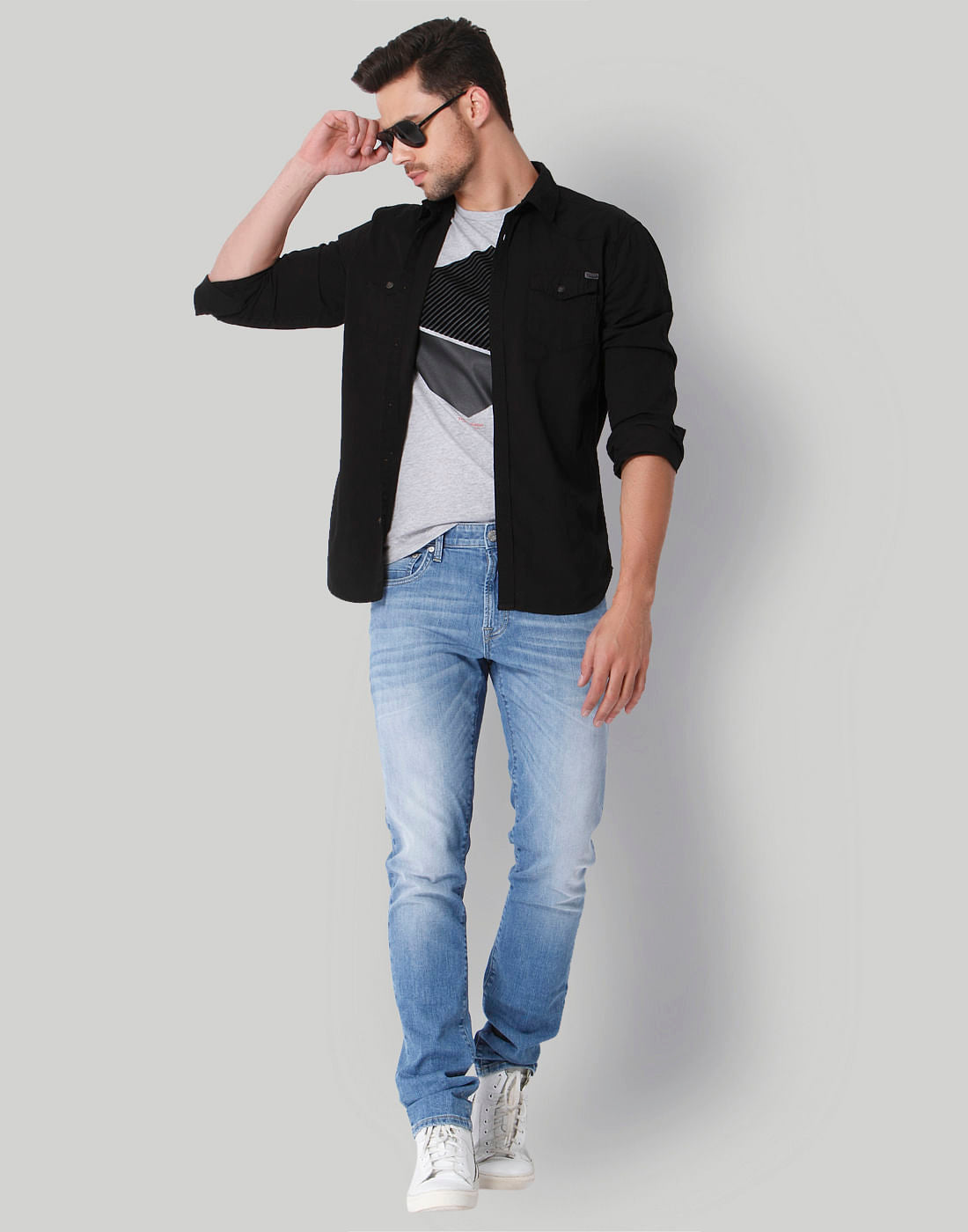 Grey Colour Blocked Graphic Print Crew Neck T-Shirt