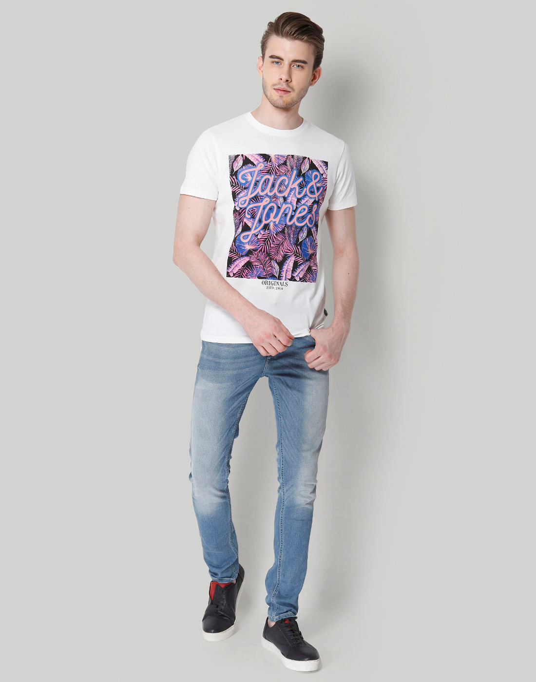 White Graphic Print Crew Neck T-Shirt