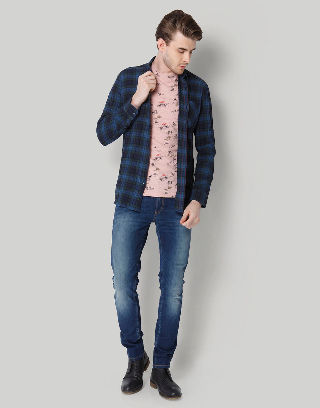 Rose Graphic Print Crew Neck T-Shirt
