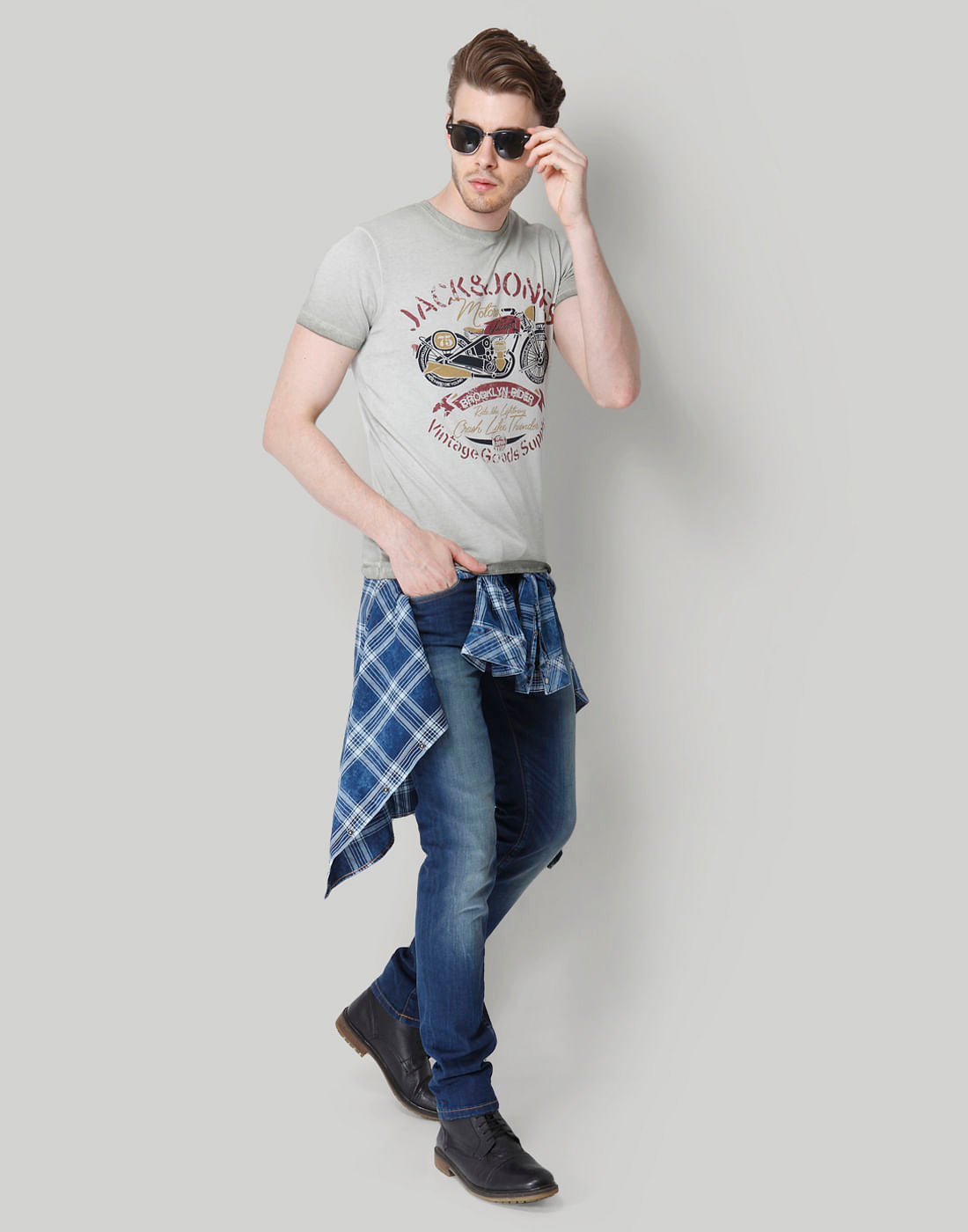 Green Graphic Print Crew Neck T-Shirt