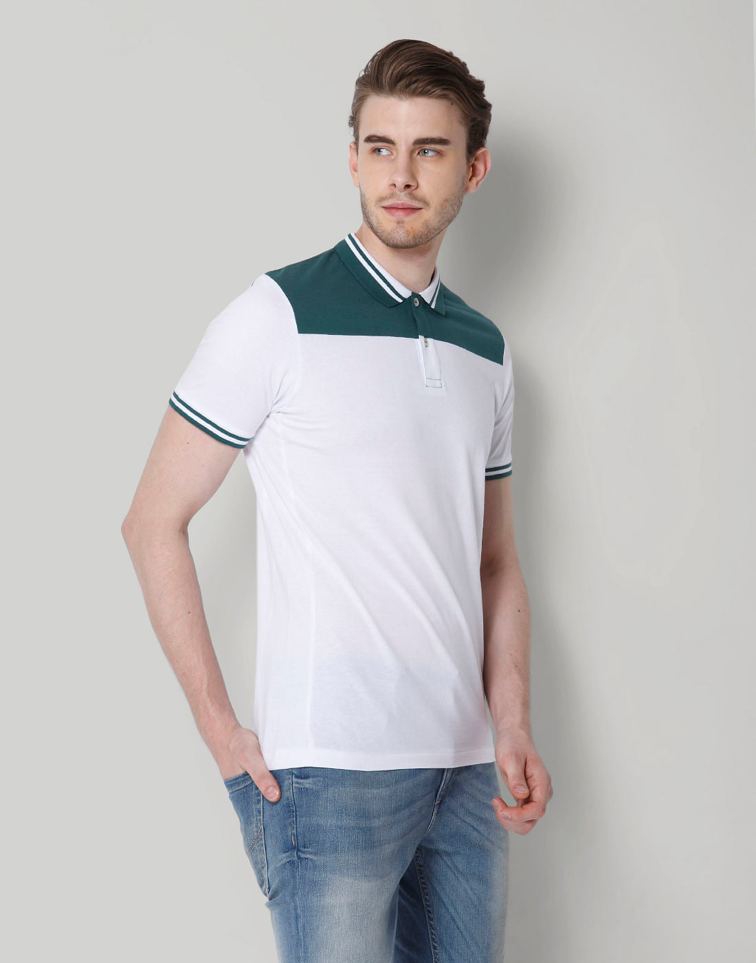 While Colour Blocked Polo T-Shirt