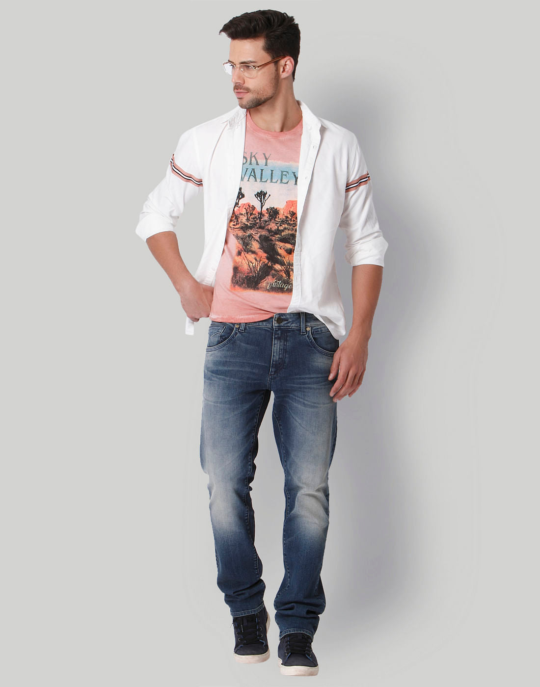Peach Graphic Print Crew Neck T-Shirt