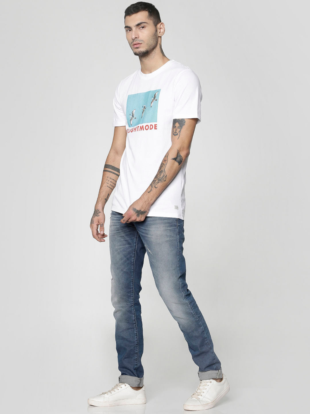 White Graphic Print Slim Fit Crew Neck T-Shirt