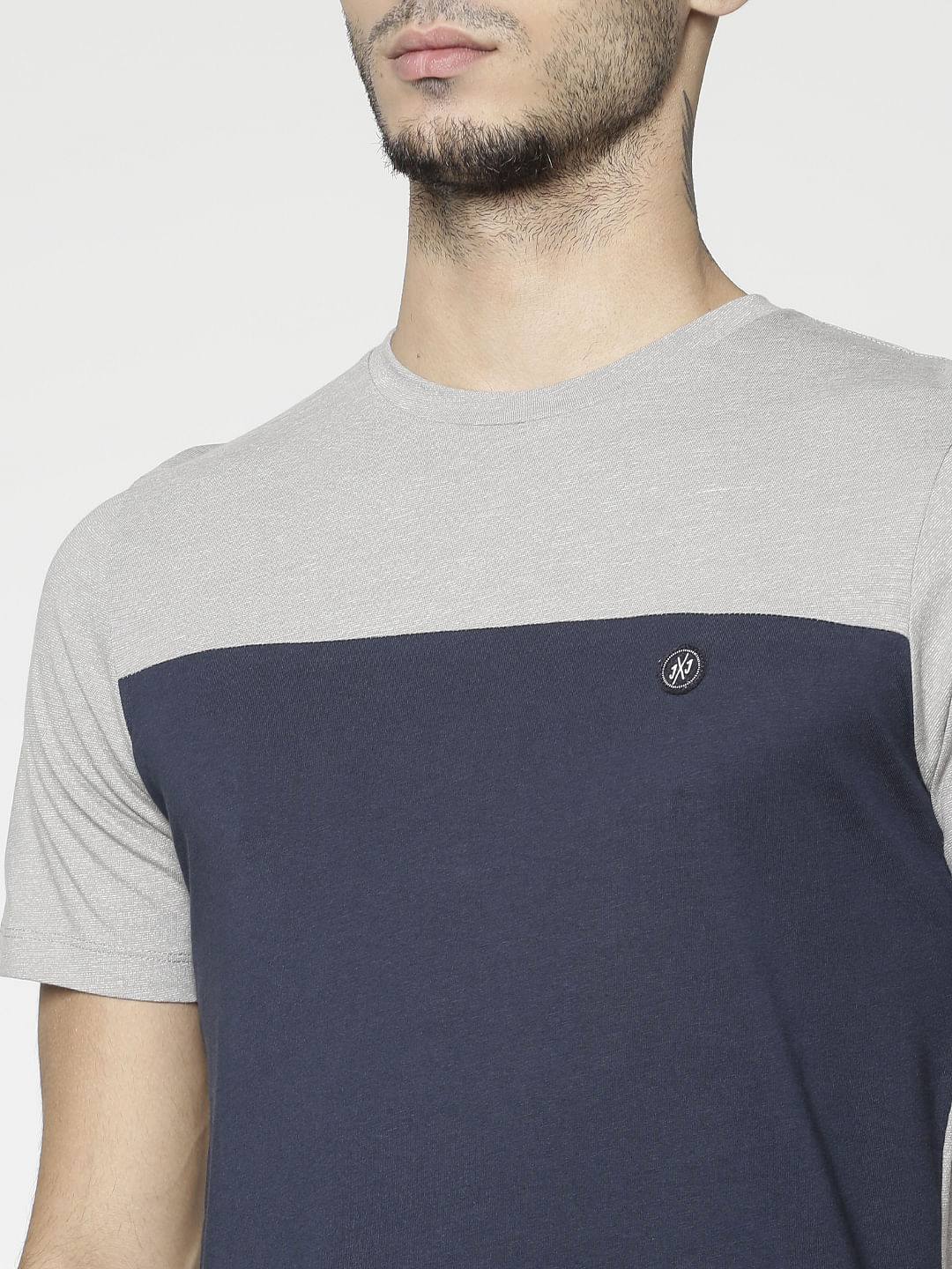 Grey Colour Blocked Slim Fit Crew Neck T-Shirt