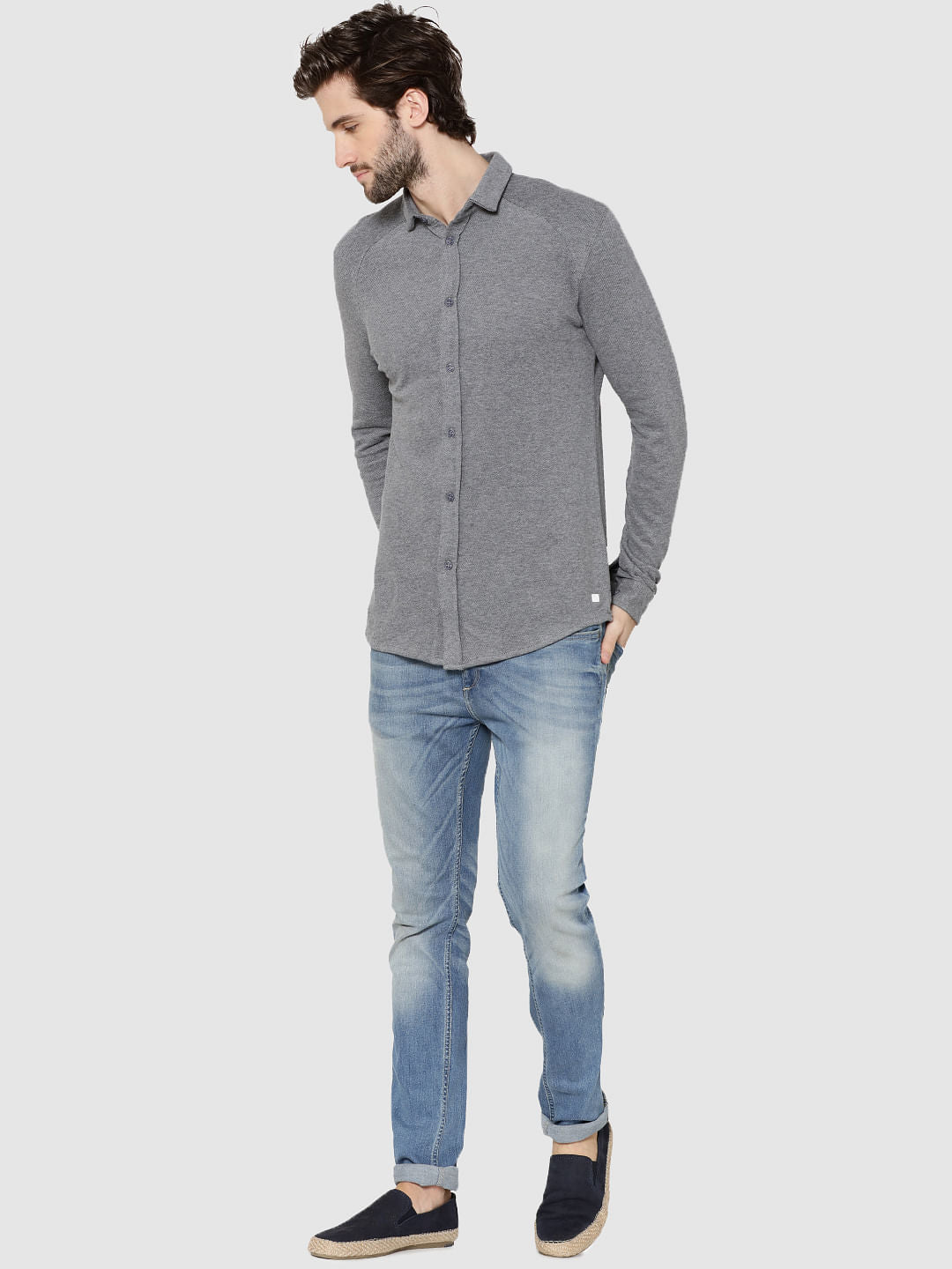 Light Grey Raglan Sleeves Knit Shirt