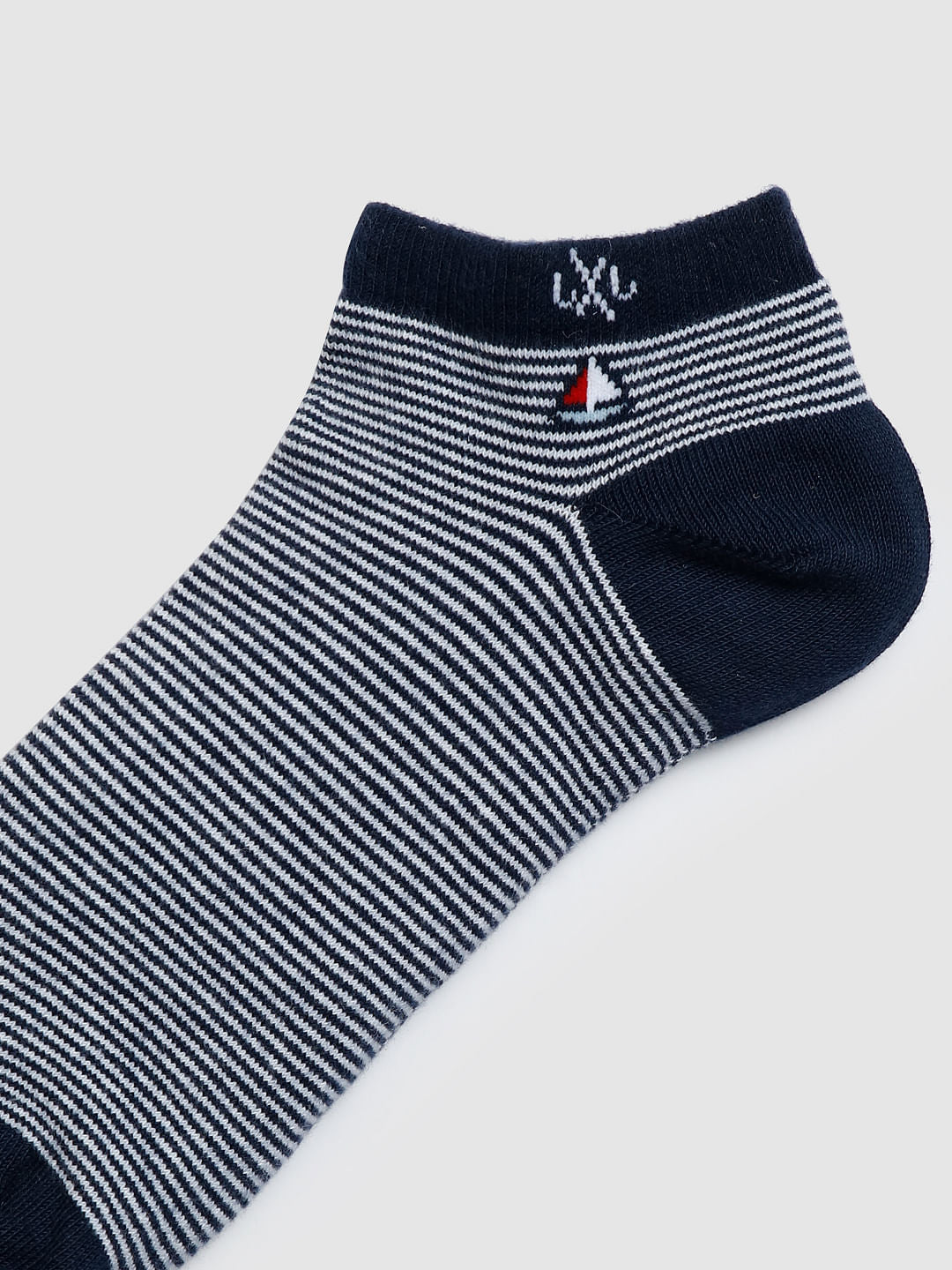 Grey Striped Ankle Length Socks