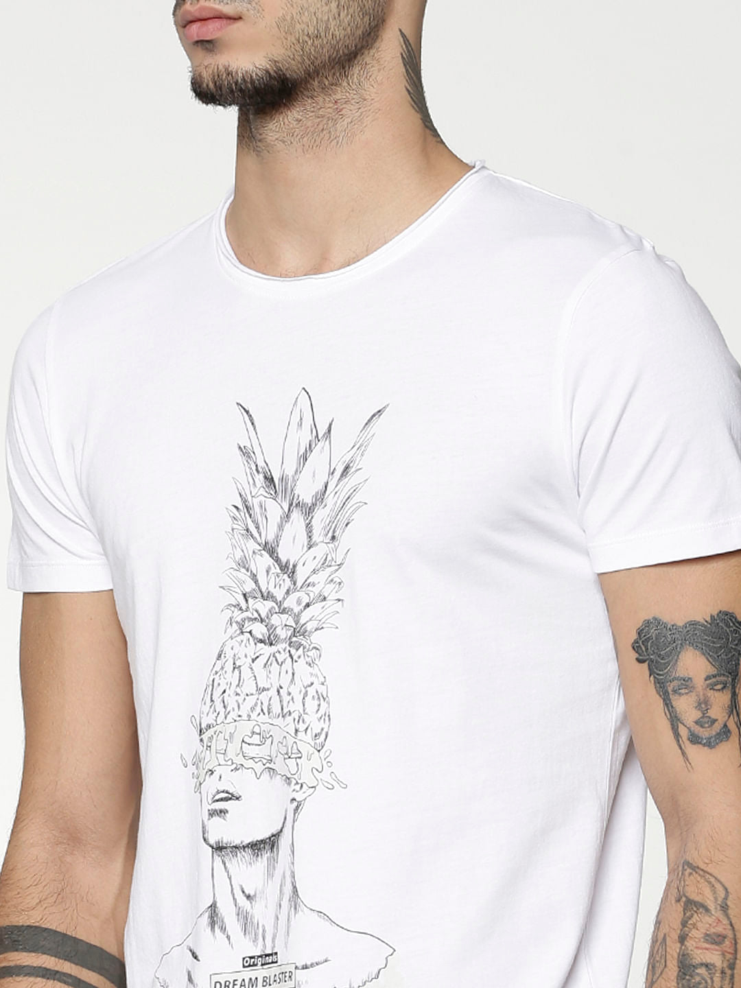 White Graphic Print Slim Fit Crew Neck T-Shirt