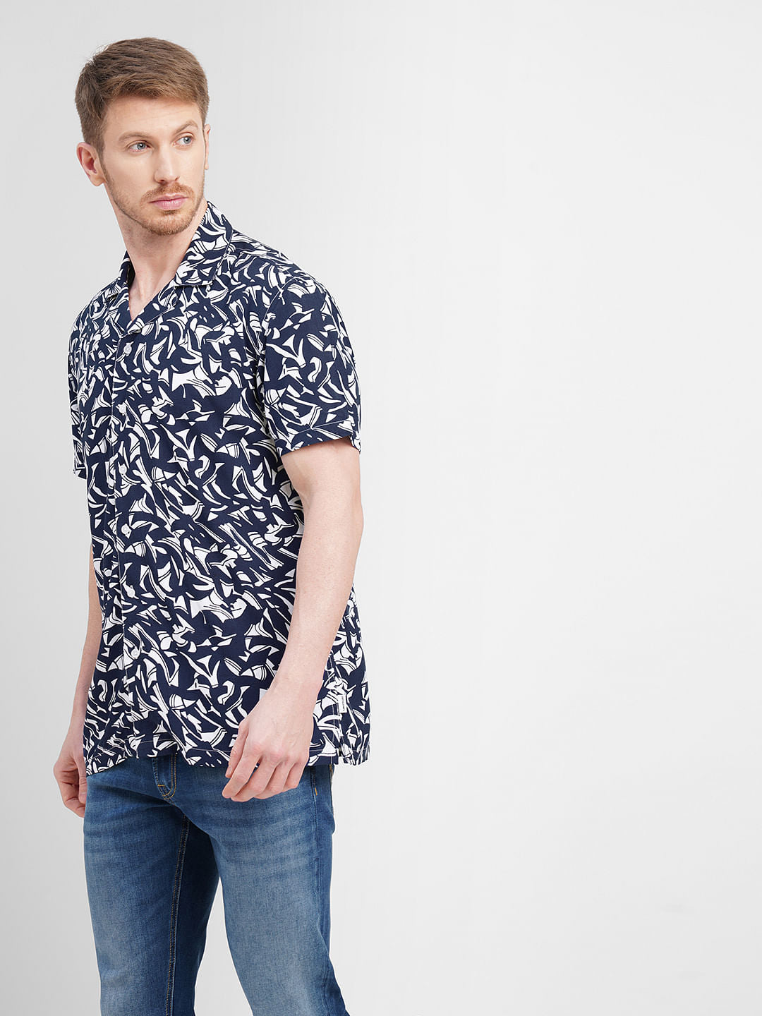 White All Over Print Short Sleeves Shirt