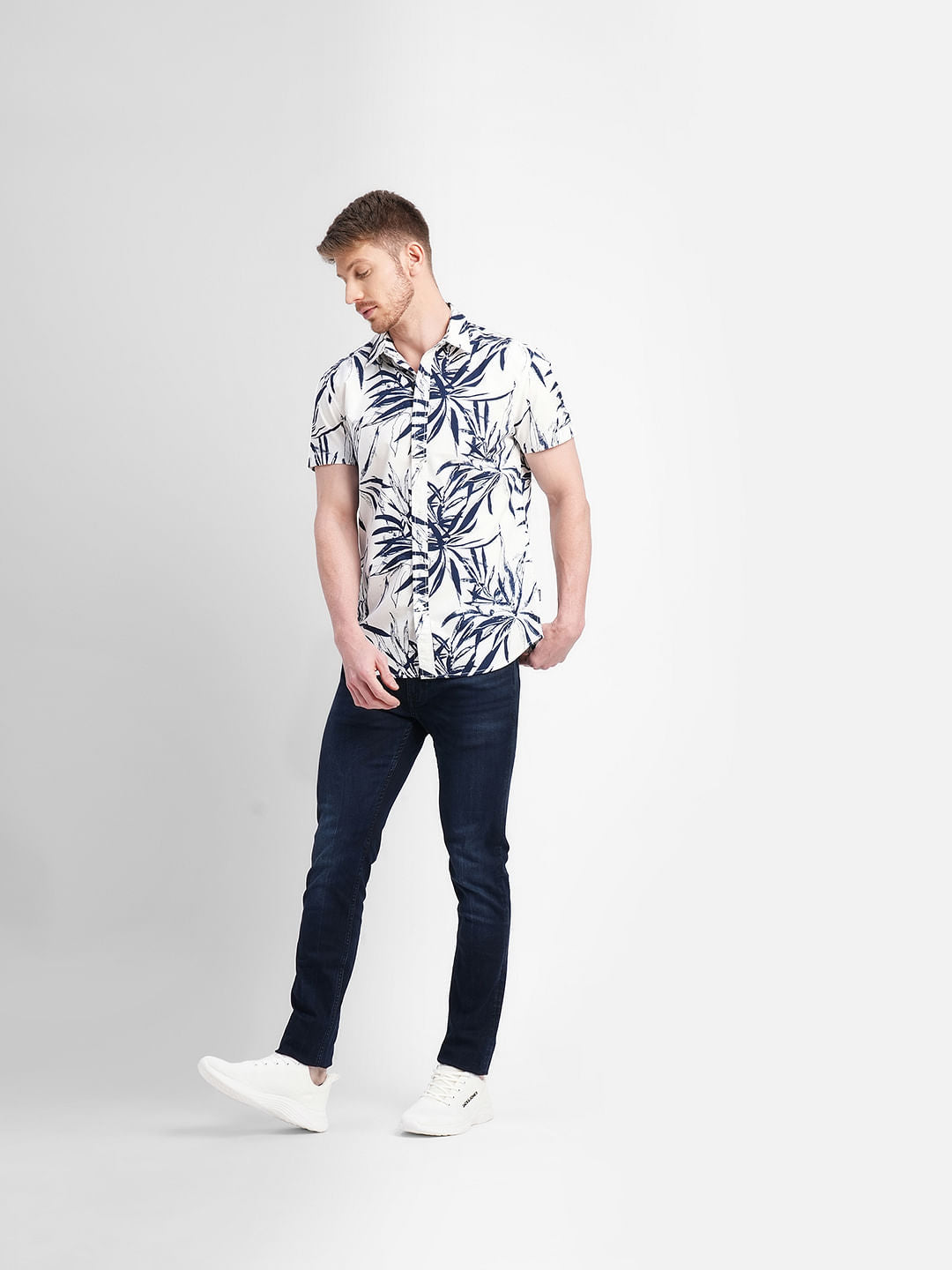 White Tropical Print Short Sleeves Shirt