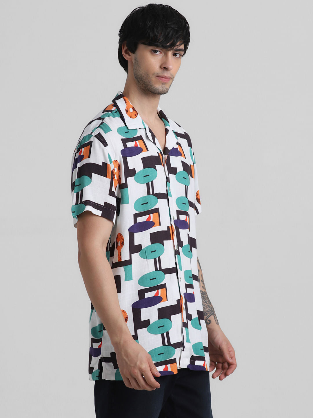 Green Printed Short Sleeves Shirt