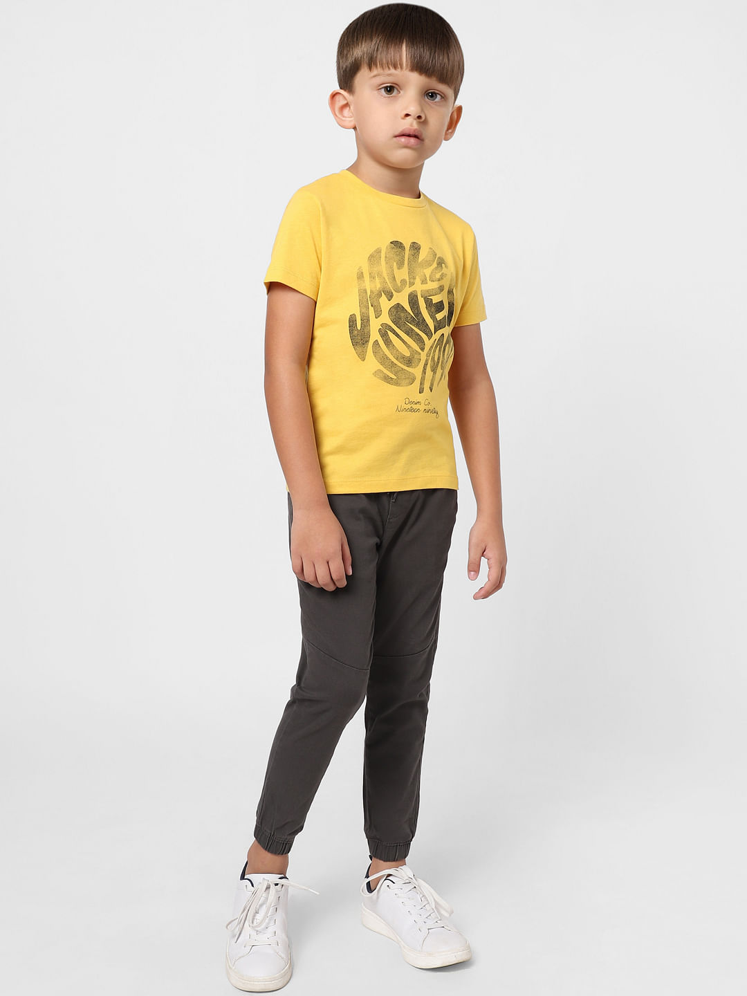 Boys Yellow Graphic Print Crew Neck T-shirt