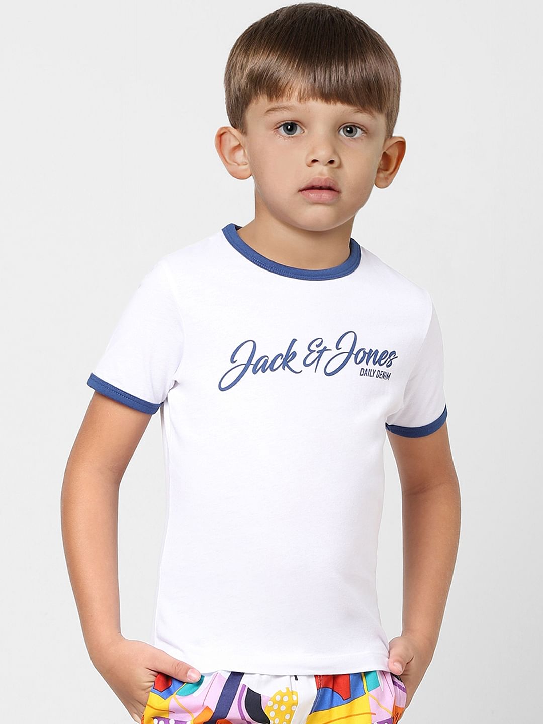 Boys White Contrast Tipping Crew Neck T-shirt