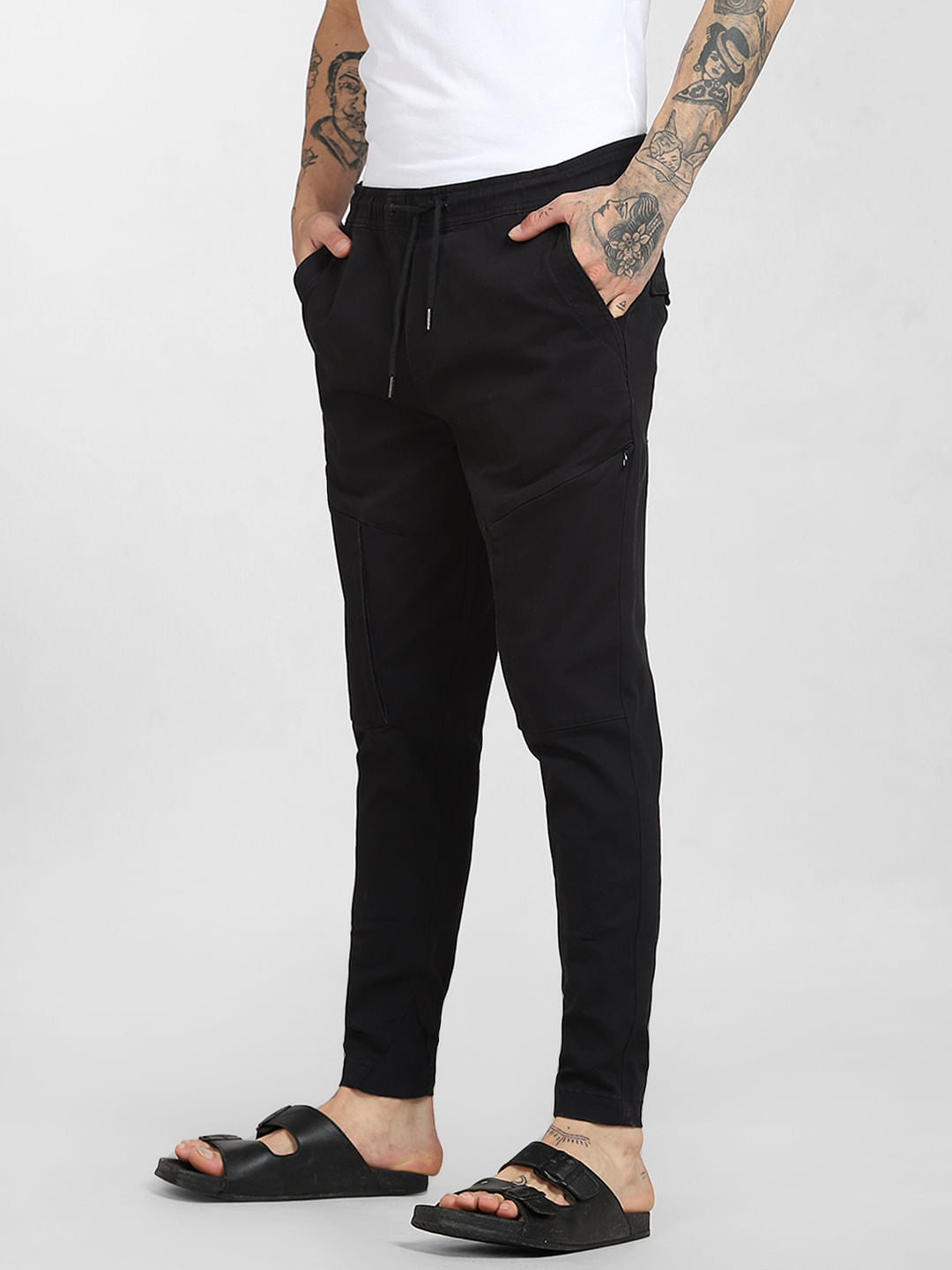 6 Pocket Slim Fit Cargos - Black