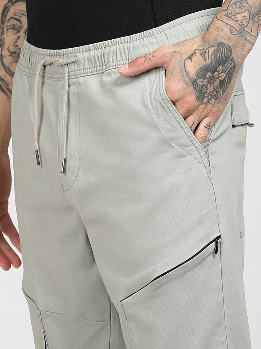 6 Pocket Slim Fit Cargos - Grey