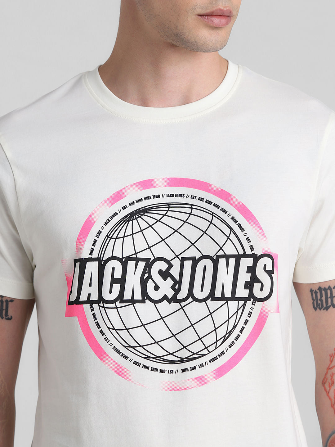 White Globe Logo Print Crew Neck T-shirt