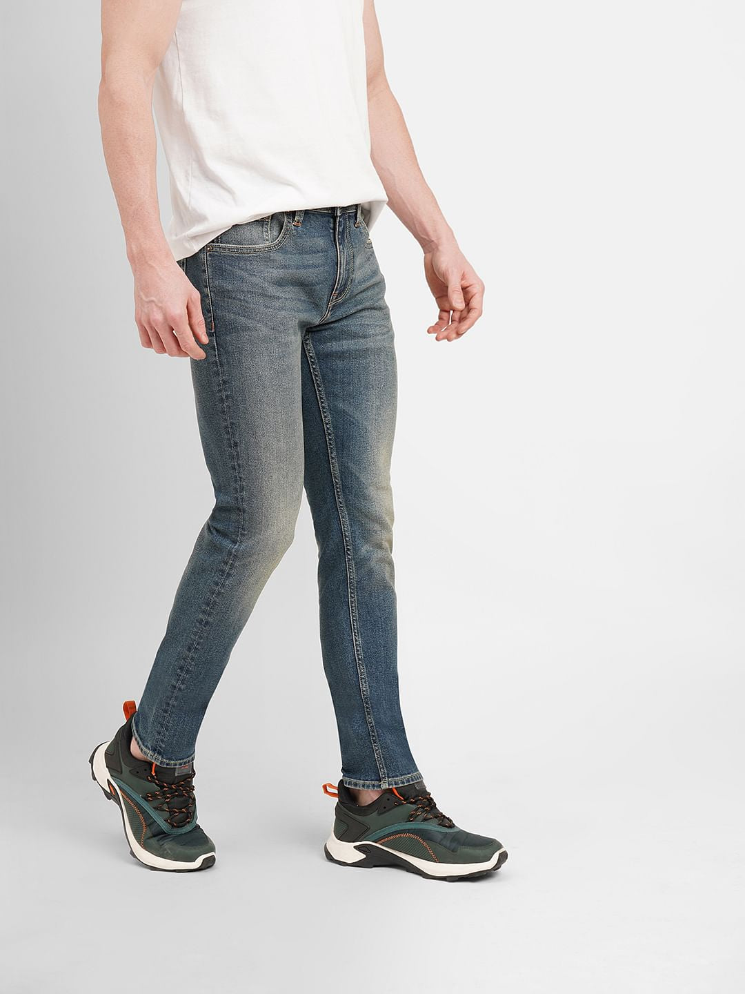 Blue Low Rise Tim Anti Fit Jeans