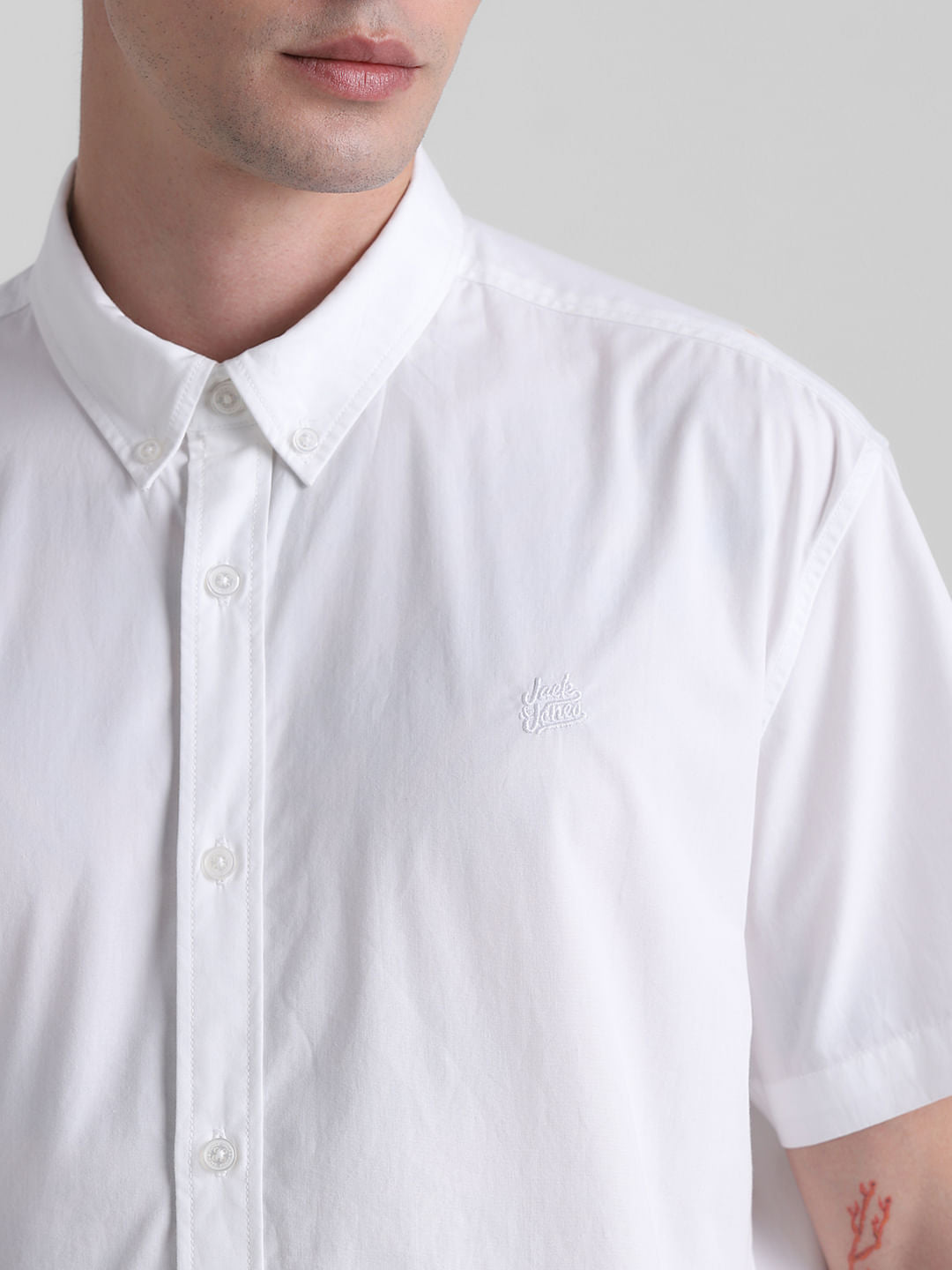 White Cotton Short Sleeves Shirt