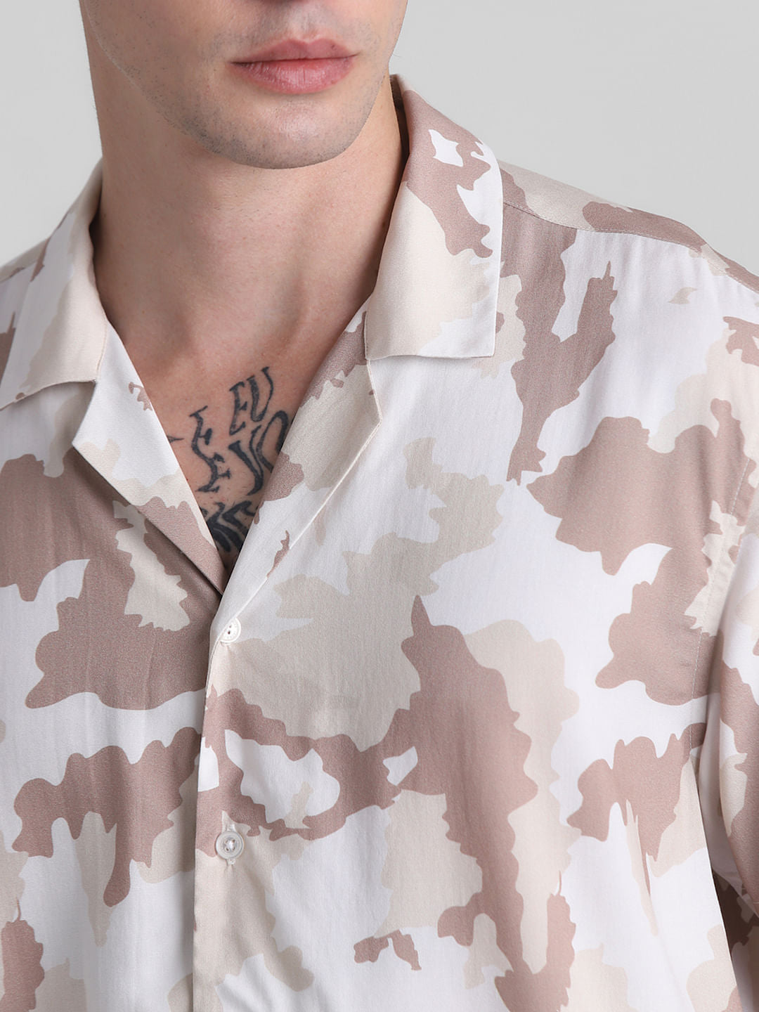 Beige Camo Print Short Sleeves Shirt
