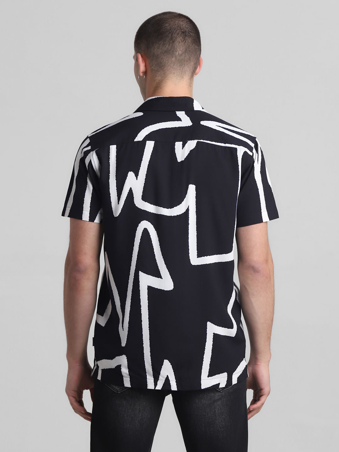 Black Abstract Print Short Sleeves Shirt