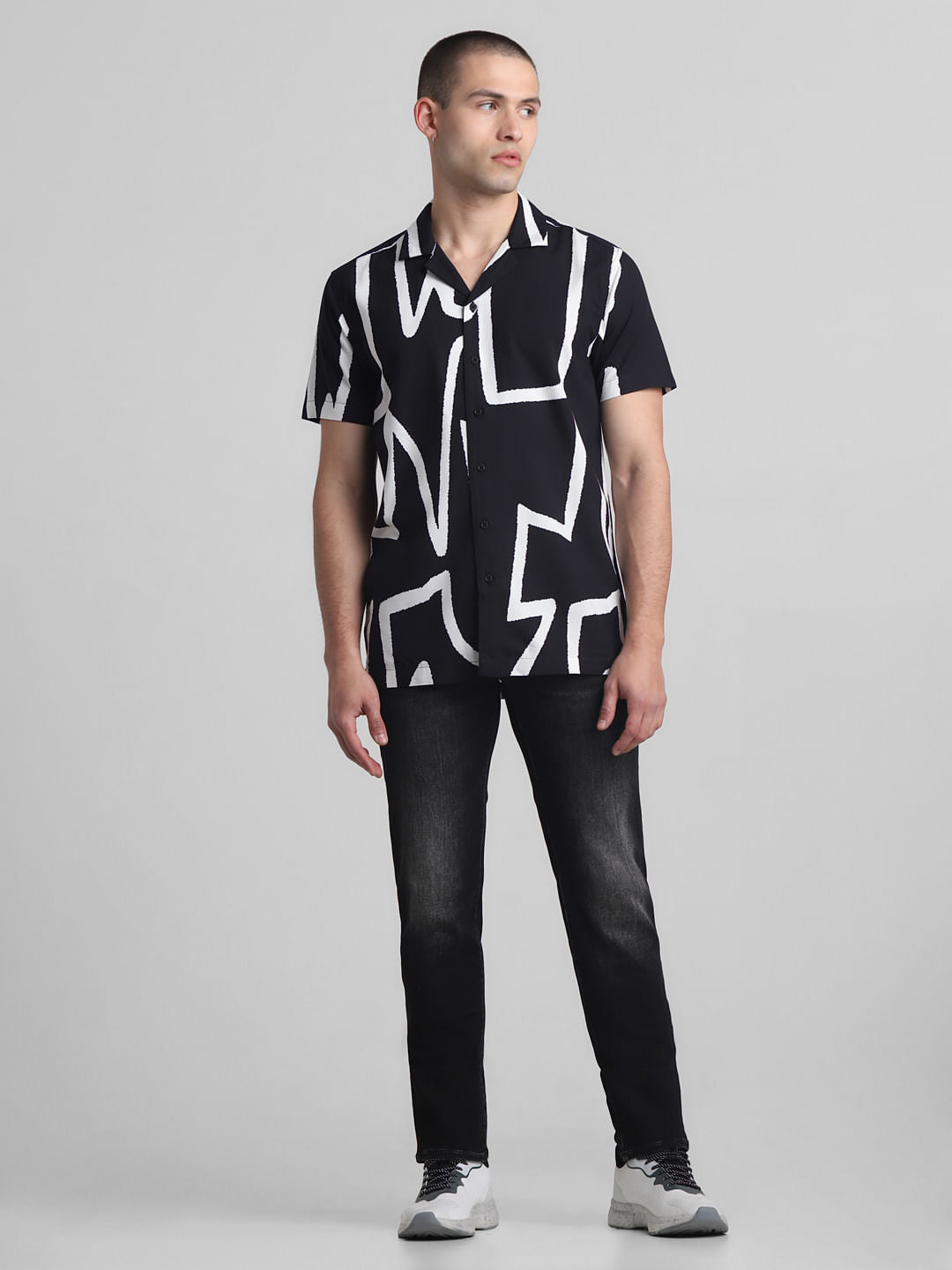 Black Abstract Print Short Sleeves Shirt