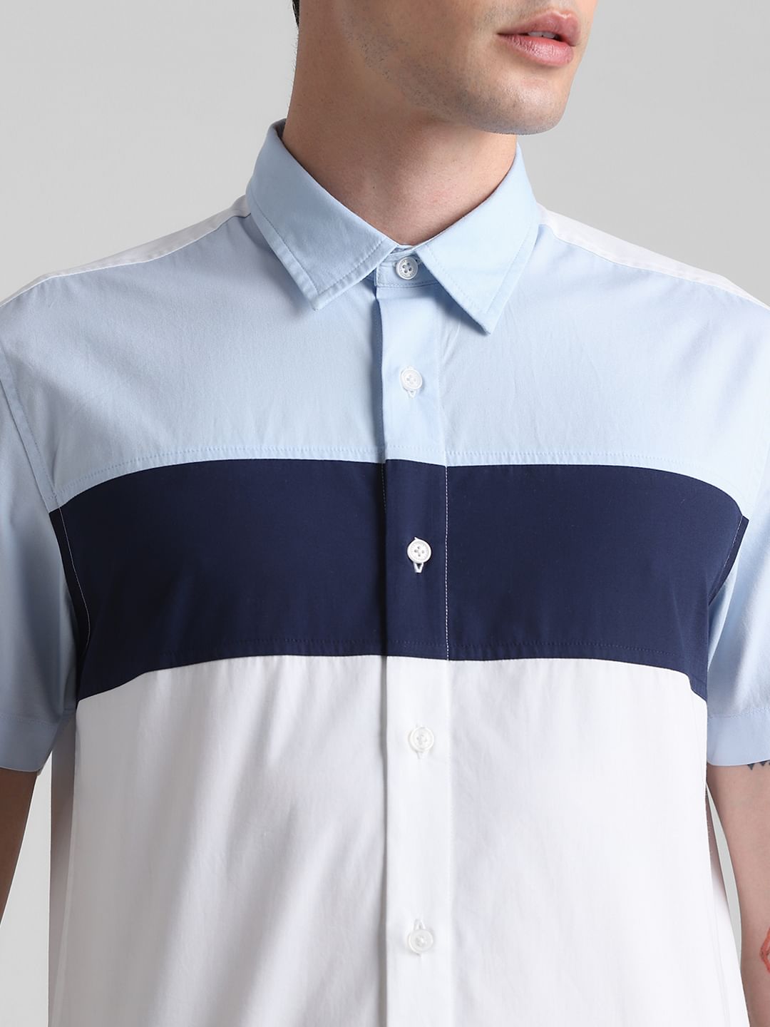 Blue Colourblocked Short Sleeves Shirt