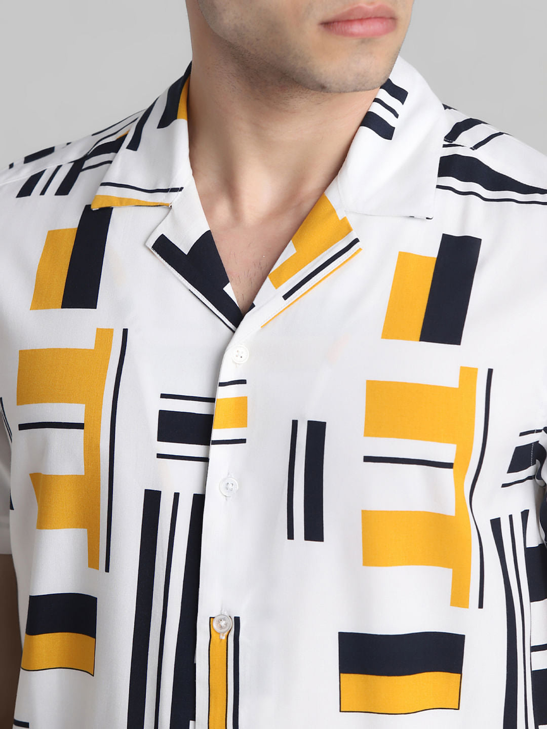 White Printed Short Sleeves Shirt