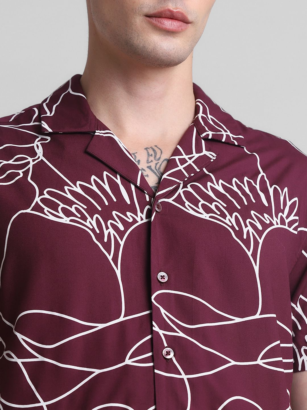 Wine Printed Short Sleeves Shirt