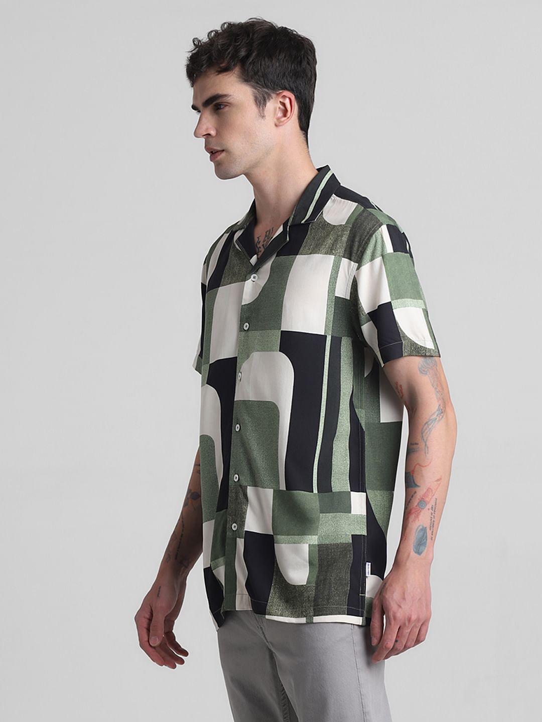 Green Printed Short Sleeves Shirt