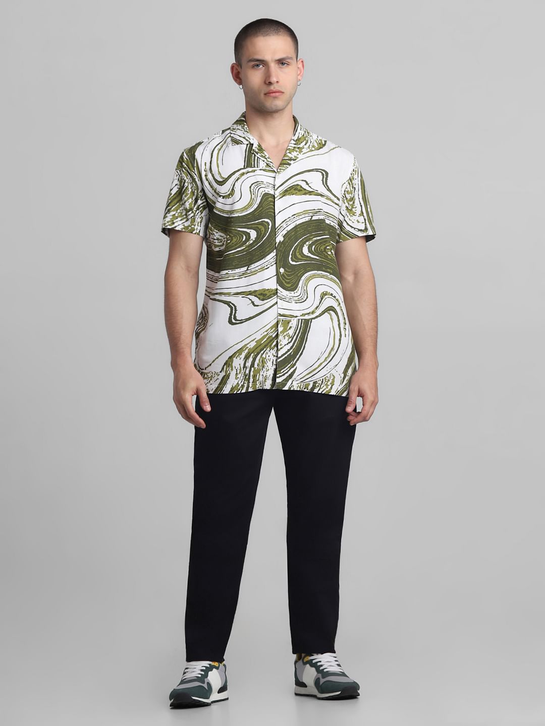 Green Abstract Print Short Sleeves Shirt