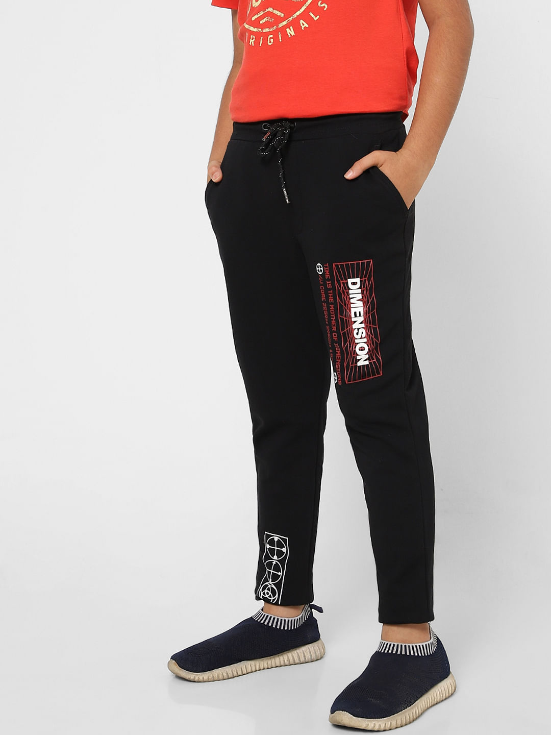 BOYS Black Mid Rise Printed Sweatpants